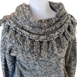 Cozy Marled Gray/Black/Cream Tassel Cowl Neck Women's Sweater Size M